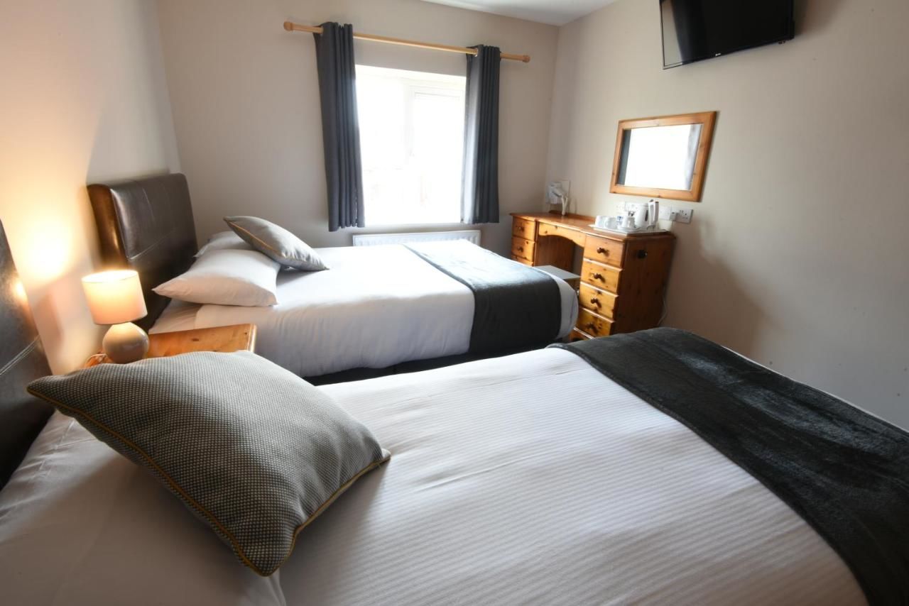 Гостевой дом McSorleys Accommodation and Bar Килларни